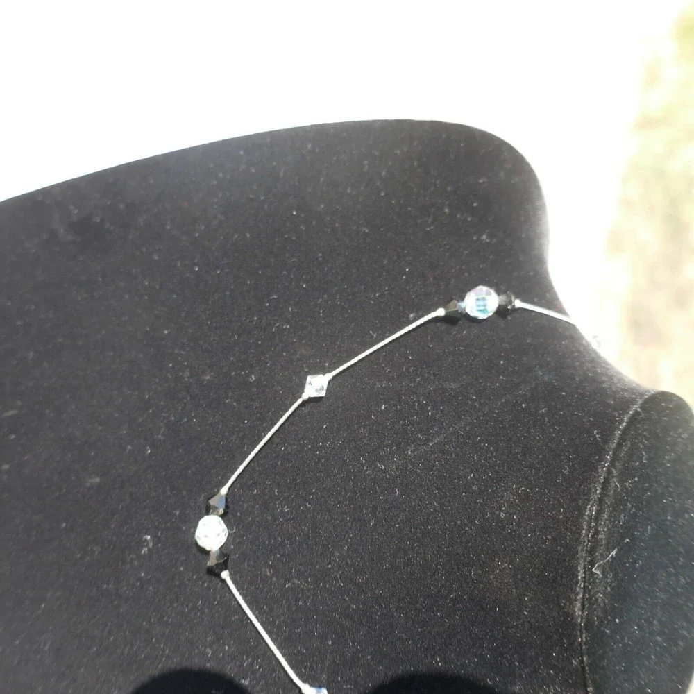 Crystal Aurora Borealis Necklace Black Crystal Silvertone 15 inches long - Picture 4 of 7